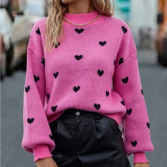 New pink heart print mock neck sweater - Picture 3 of 6